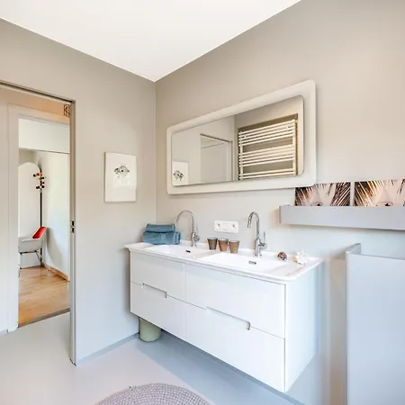 Rue De Labbaye Villa *